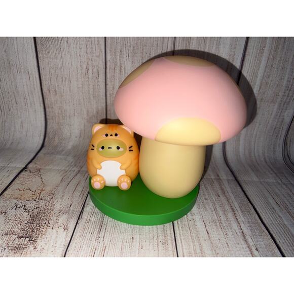 NEW NIB RARE Smoko Tayto Tabby Cat Lamp Wireless Ambient Night Light Desk Buddy - Picture 1 of 10